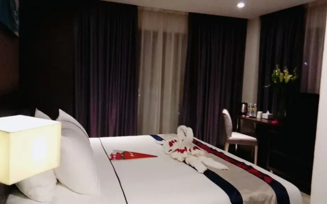 Valentino Rooms by VPHS - Chinatown