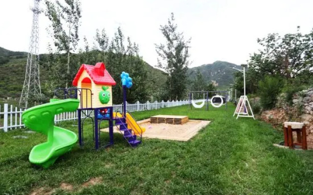 Tongban Parent-Child B&B (Yanqing Badaling Town)