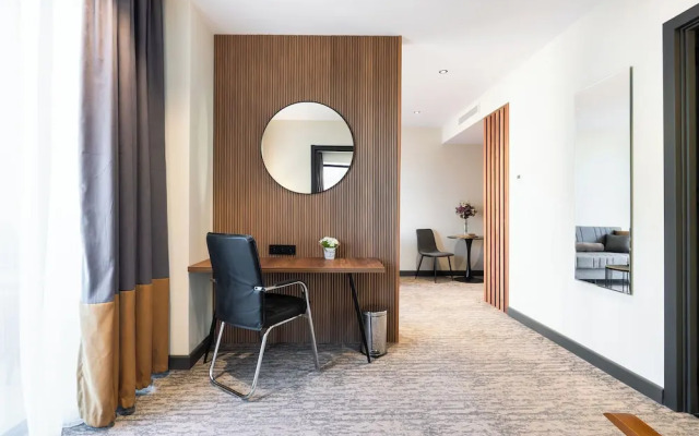 NOVA LUXE Hotel & Residences
