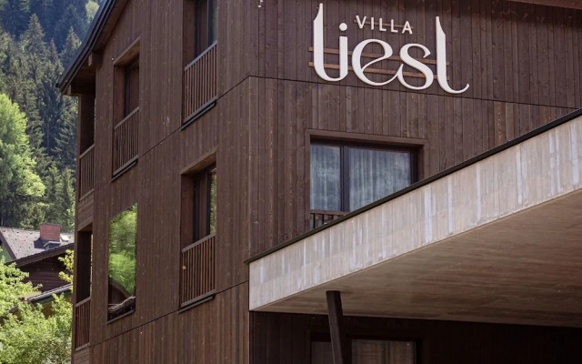 Premium Holiday Apartment With Balcony and Sauna