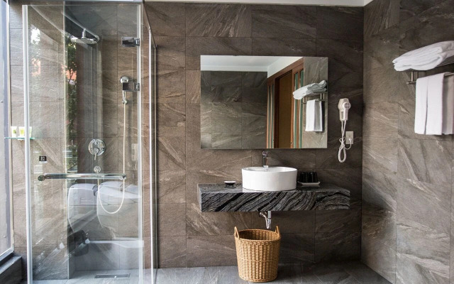 Imperial Dynasty Boutique Hotel