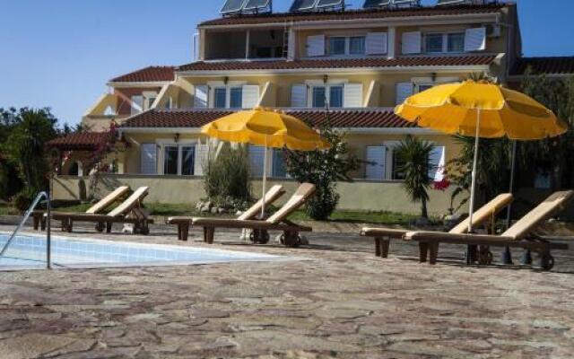 Aparthotel 3 Stars Karavados