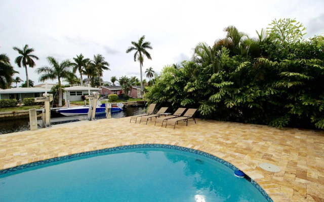 Palm Beach Canal Villas