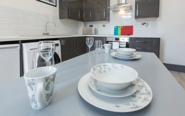 Townhouse @ 58 Brooklyn St - Crewe