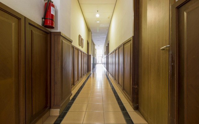 RedDoorz Plus near GBK Senayan