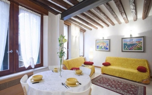 Grimaldi Apartments - Ai Carmini