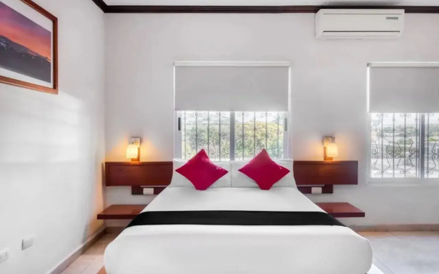 Monte Salerno Hotel & Suites