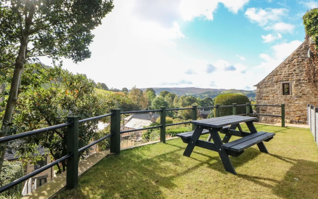 1 Orchard View
