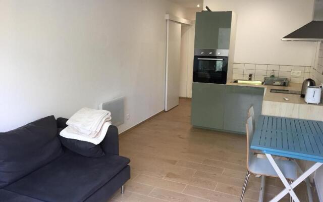 Les Mimosas Apartments