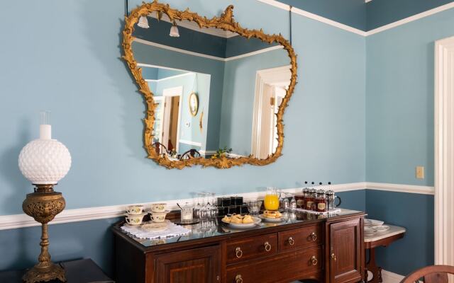 Rosemont Inn Bed & Breakfast