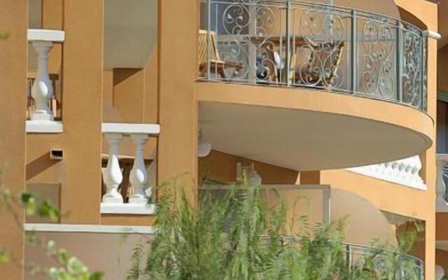 Appart Hotel Lou Castelet