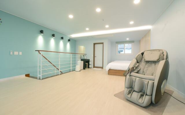 Paju Work Life Balance Pool Villa
