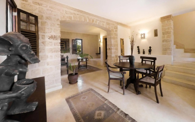 The Charming Lonno Lodge