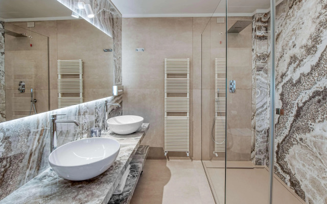 Hotel Globus, Sure Hotel Collection by Best Western