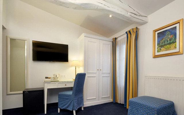 Red and Blue Design Hotel Prague