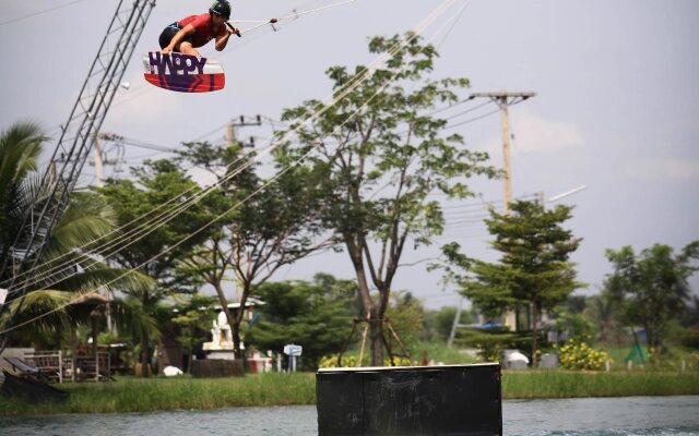 Ride n Lazy @ Thai Wake Park