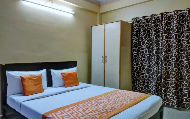 OYO 10450 Breeze inn