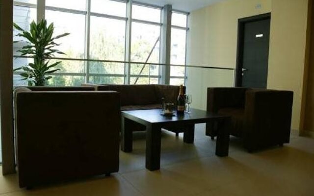 Hotel Contact