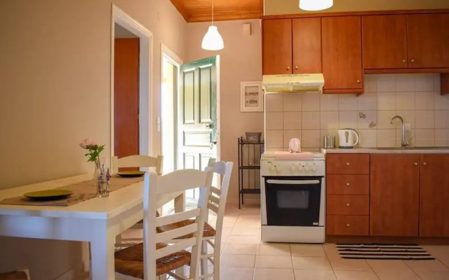 Panoramic seaview/Amazing sunsets near the beach