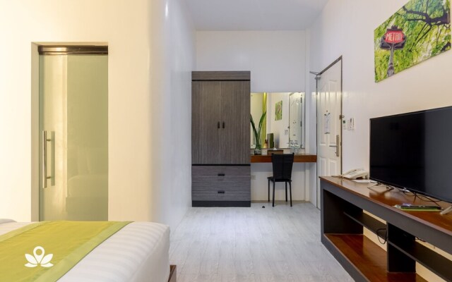 Zen Rooms Elkanville Hotel