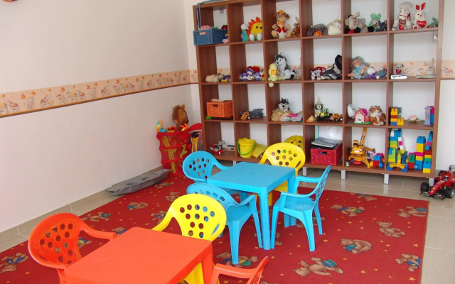 Aparthotel Efir