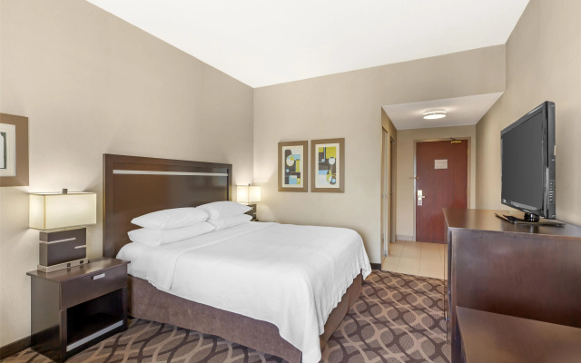 Best Western Plus Travel Hotel Toronto Airport