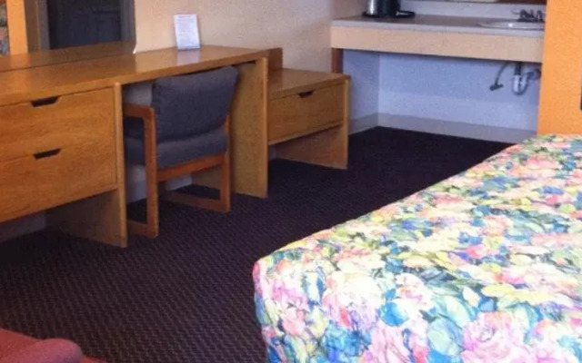 El Mio Motel