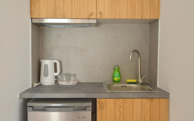 Giannis Hotel Apartments