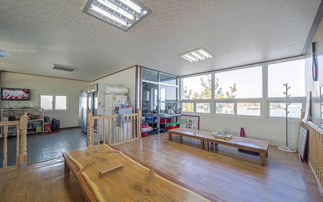 Sacheon Bito Pension