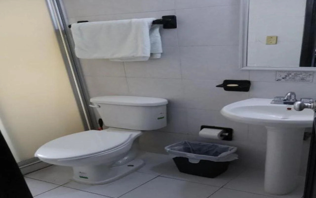 OYO Hotel San Felipe Inn