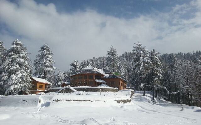 Spruce Resort Shogran