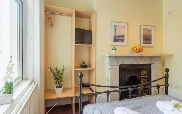 INNit Rooms - Upper Rock
