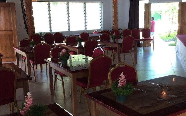 Ropiko Beach Resort
