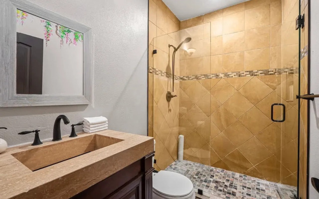 Stunning House wt 6Br 5bth SJ