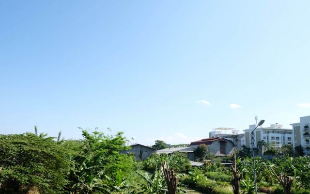 Modern And Homey 2Br At Puncak Kertajaya Apartment