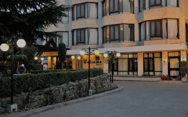 Welcome Hotel at Srinagar