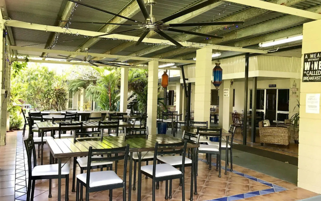 Bramston Beach Resort