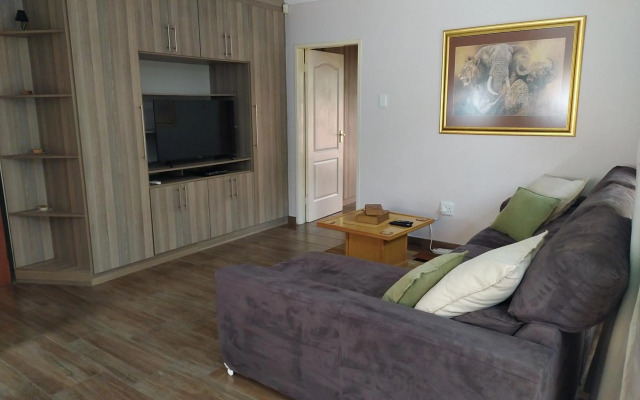 Twins Guest House Astoni