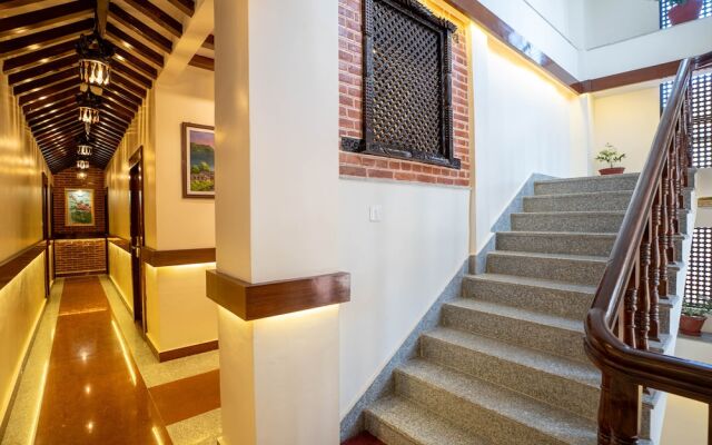 Airport Himalaya Boutique Hotel