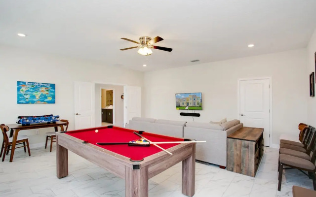 Bookmark Villa Story Lake 3