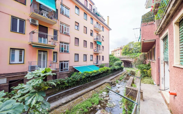 Bright Flat with Terrace near the Beach