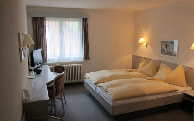 Landhotel Hirschen – Guest Rooms – Schlatt