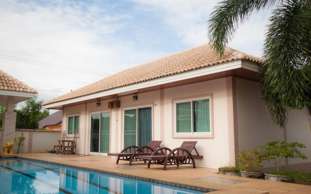 Narnia Resort Pattaya 2