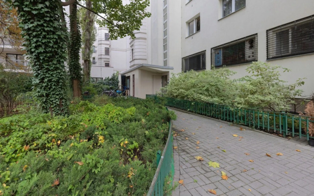 Apartment Wspólna Warsaw by Renters
