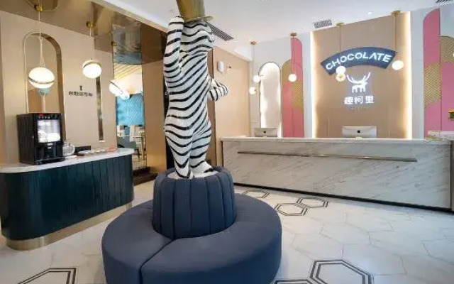 Chocolate Hotel