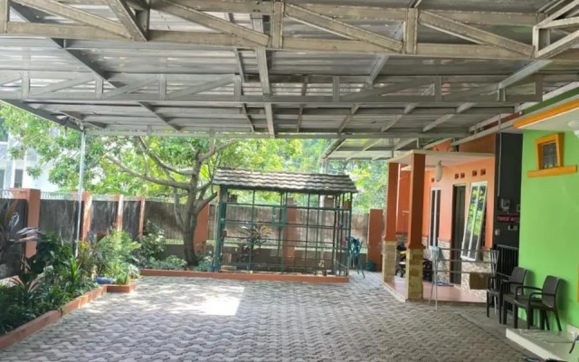 Bu Sur Homestay