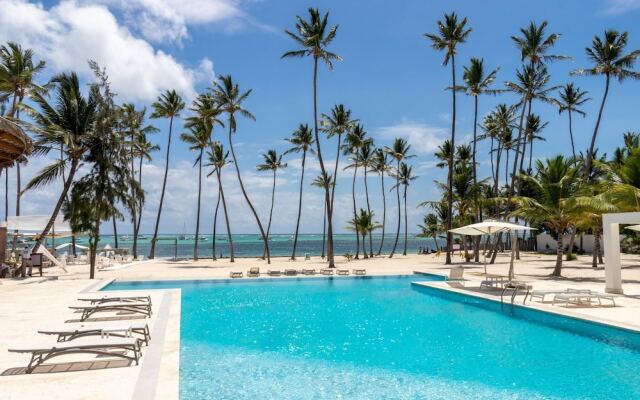 Stylish 3-bedroom Apartment Near the Bavaro Beach