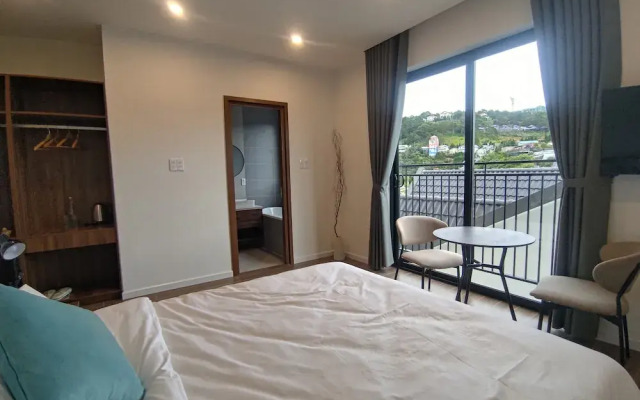 QR Hotel Dalat