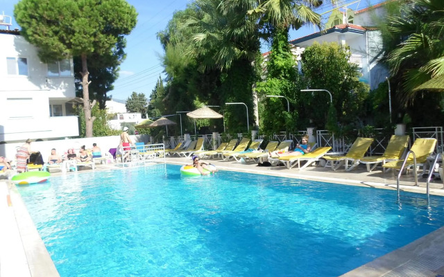 Myra Hotel