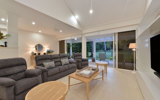 Mirage Luxury Villas